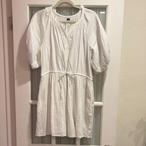 Old Navy White Garment